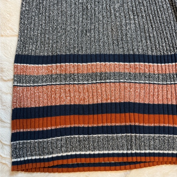 HM Midi Knit Dress - Picture 4 of 4